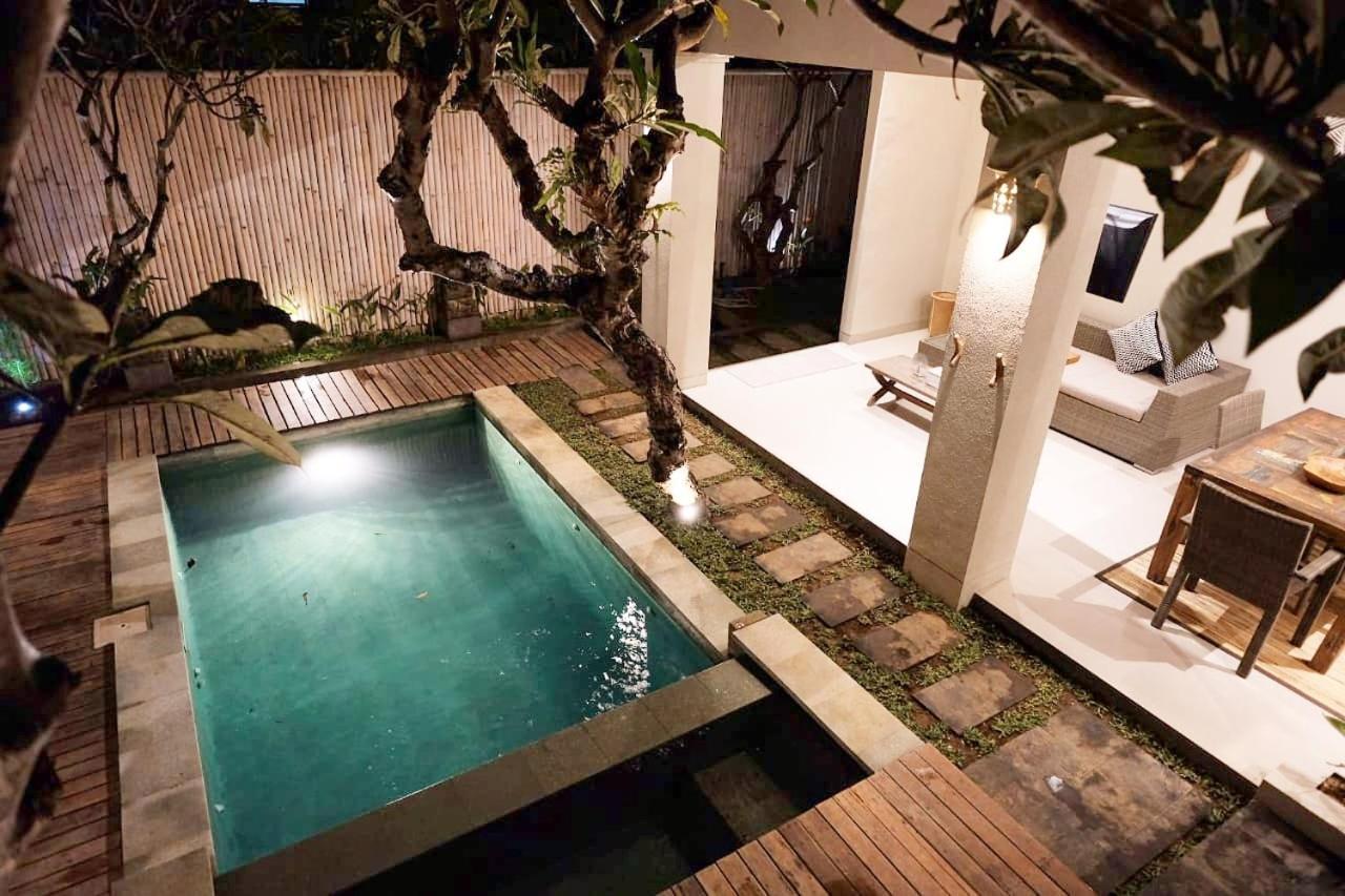 The Avani Villas Kuta Lombok Esterno foto