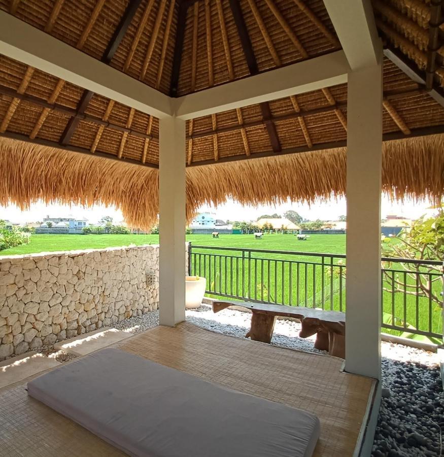 The Avani Villas Kuta Lombok Esterno foto