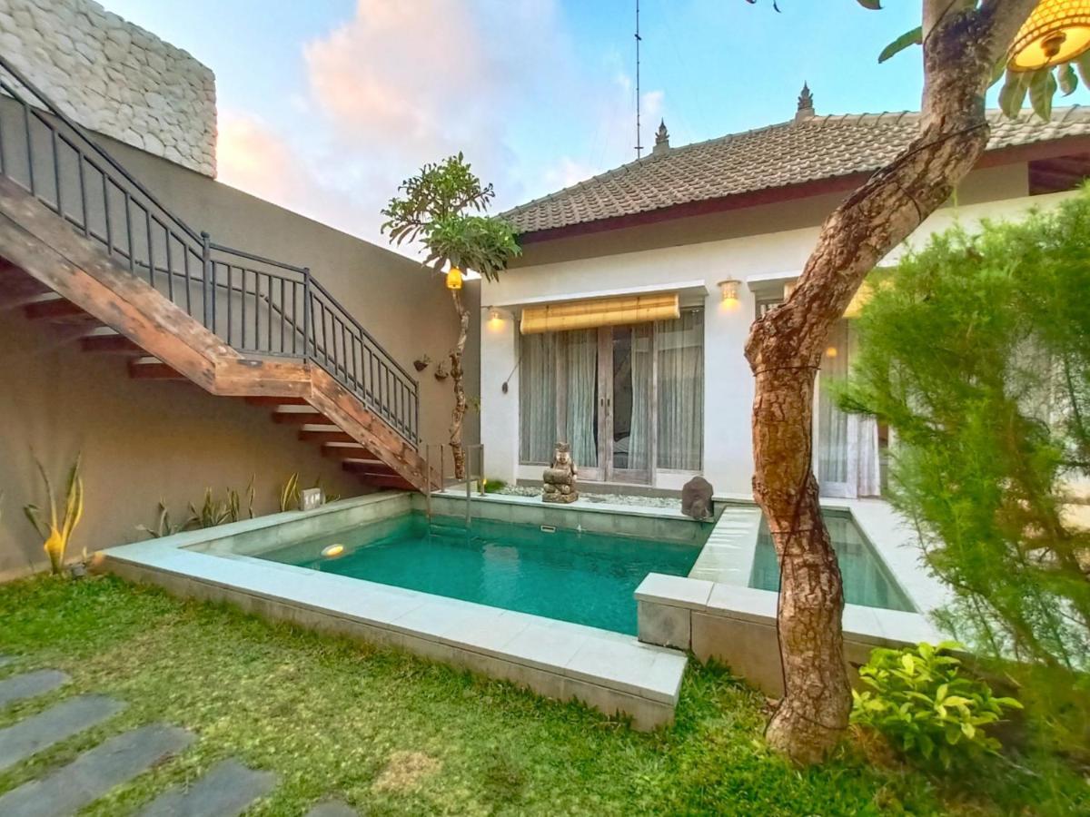 The Avani Villas Kuta Lombok Esterno foto